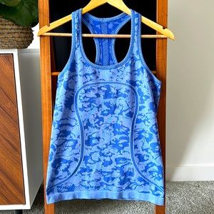 🍋 Lululemon Swiftly Tech Racerback tank top, light blue, size 8